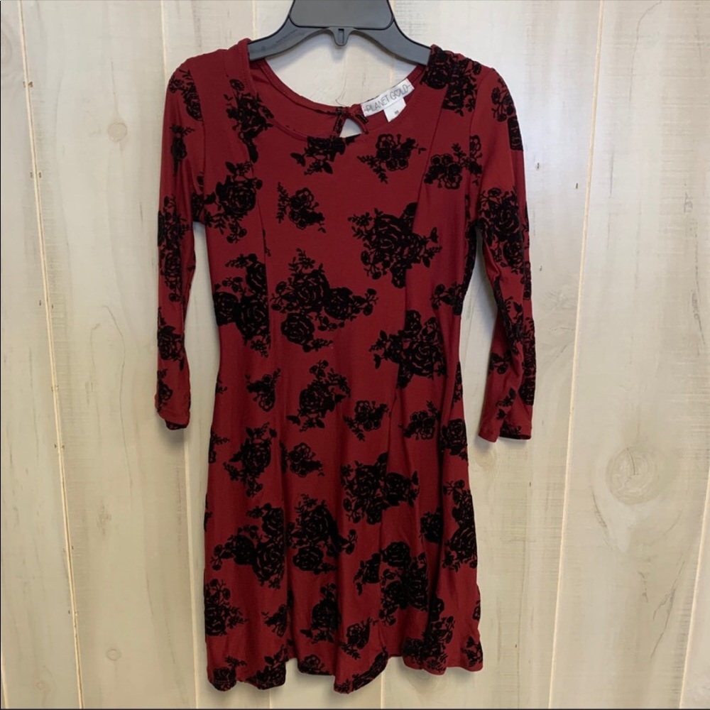 Planet Gold Size Small Red/Black 3/4 Sleeve Floral Dress